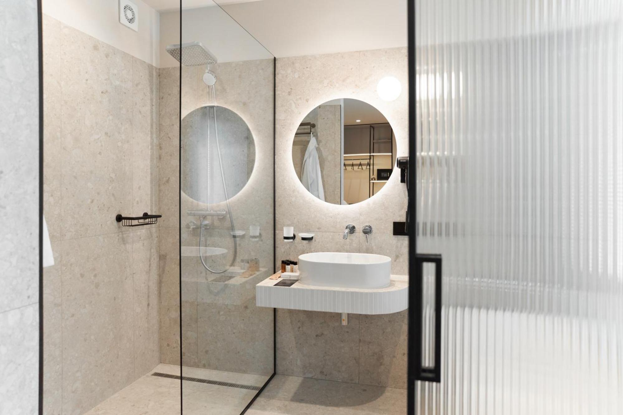 Hotel Laudon Ujgorod Oda fotoğraf